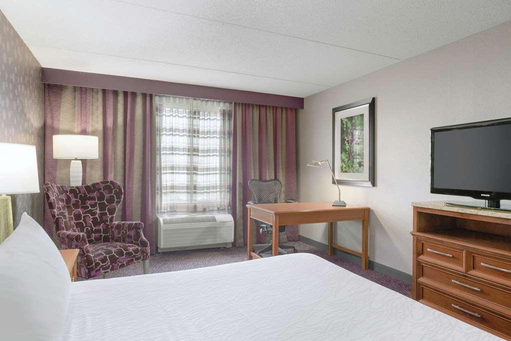 Hilton Garden Inn Спрингфилд Номер фото