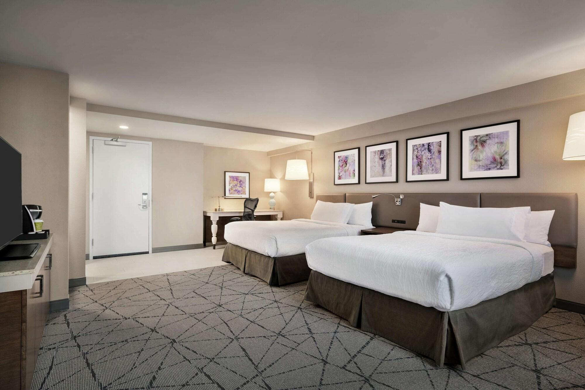 Hilton Garden Inn Спрингфилд Экстерьер фото