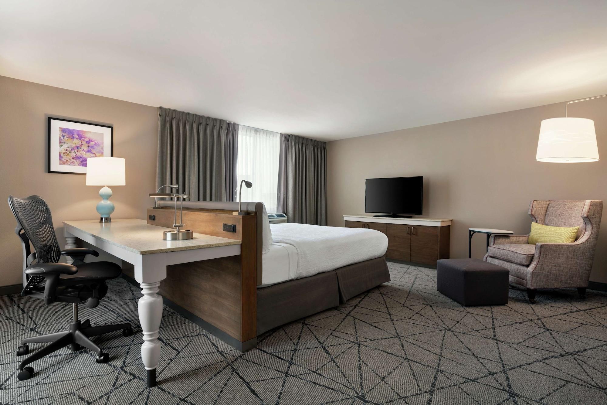 Hilton Garden Inn Спрингфилд Экстерьер фото
