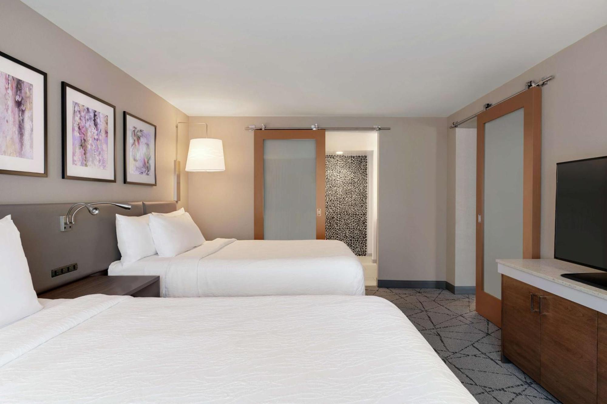 Hilton Garden Inn Спрингфилд Экстерьер фото